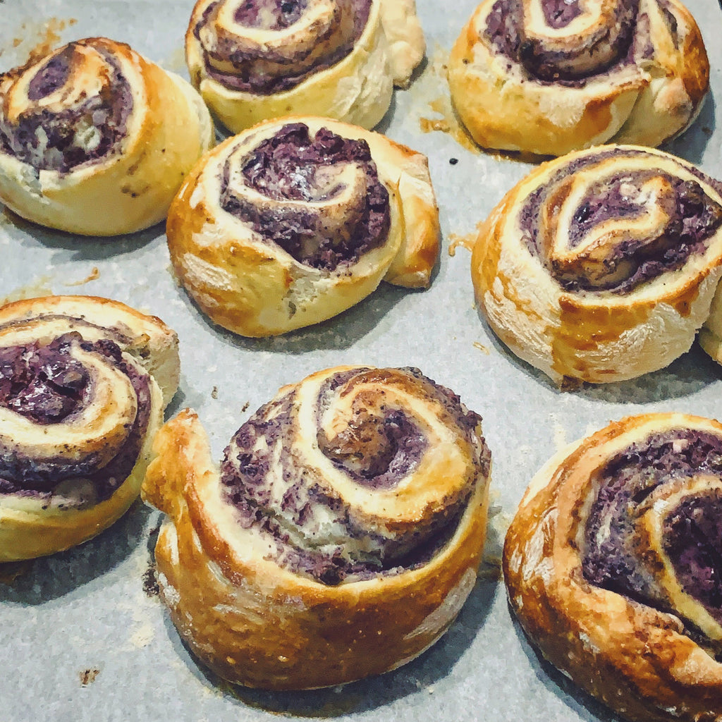 Girelle PULLA ripiene con Crema al Mirtillo Artico