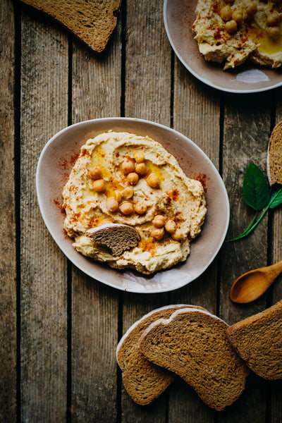 Semi di lino in hummus